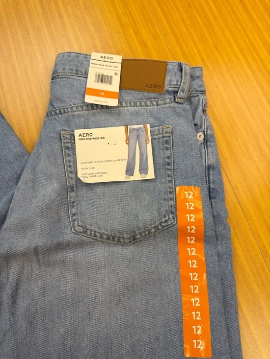 Aeropostale Women's High Rise Wide Leg Jean Size 12 Medium Wash - Picture 2 of 10